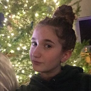 Meet your Posher, Genevieve